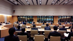 いいくに会と参四会合同勉強会の会議の様子