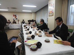 0226日本経済再生本部・女性力拡大ｸﾞﾙｰﾌﾟ合同会議 (1)