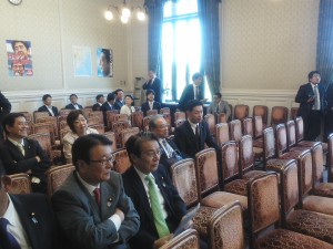 両議員総会